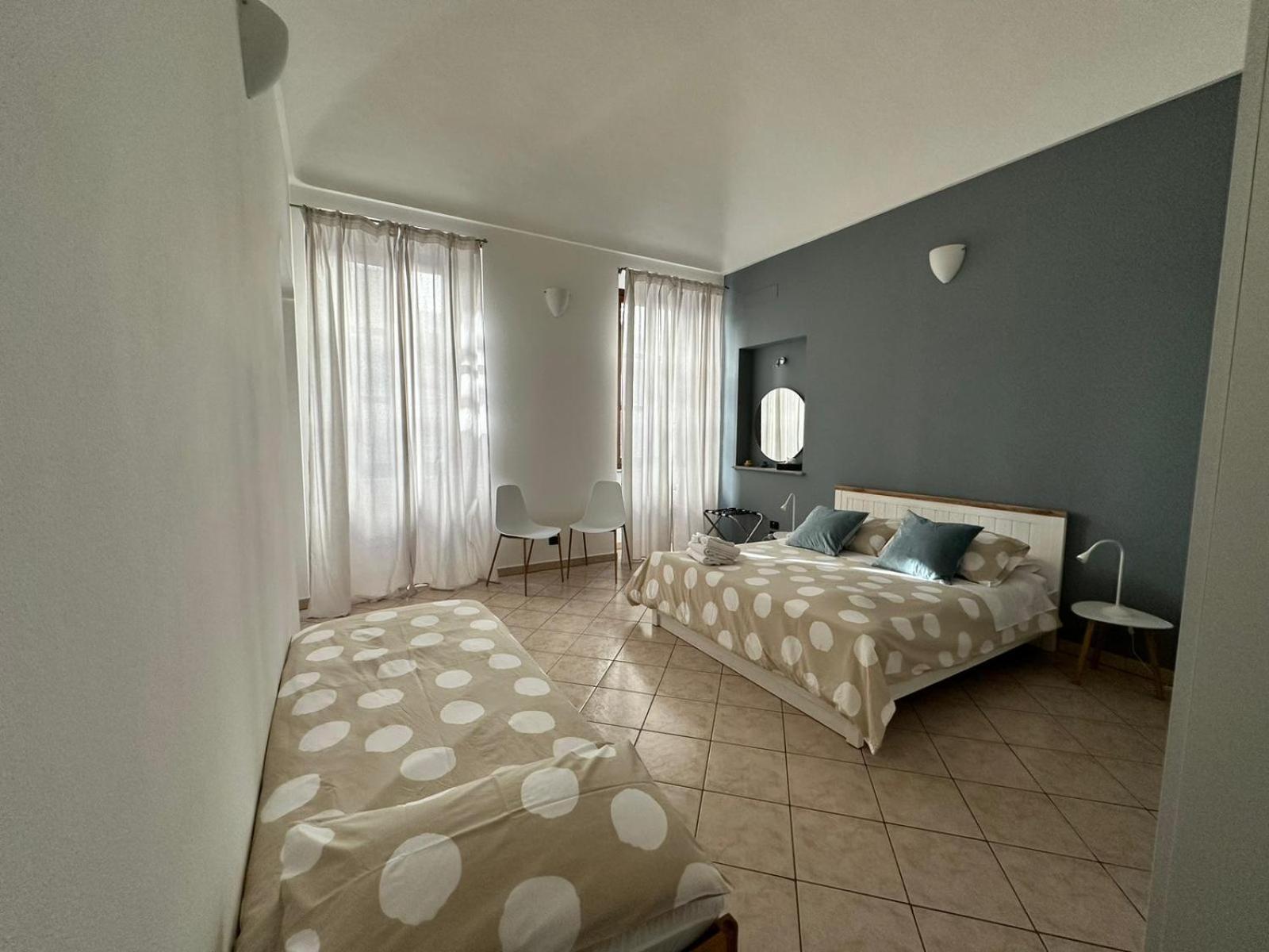 Appartamento Le Tre Ca', Ca' Cecilia, Ca' Nina, Ca' Vittoria Asti Esterno foto