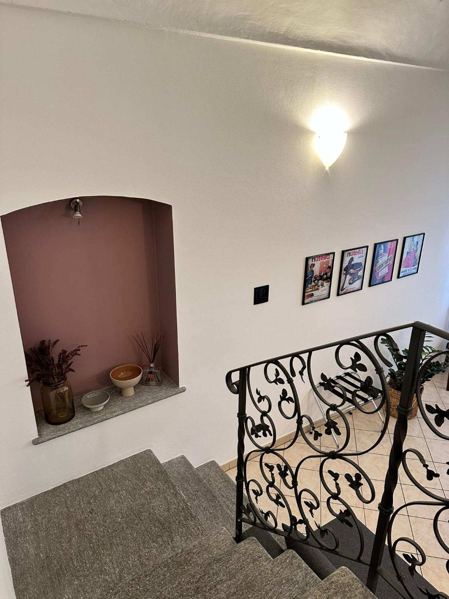 Appartamento Le Tre Ca', Ca' Cecilia, Ca' Nina, Ca' Vittoria Asti Esterno foto